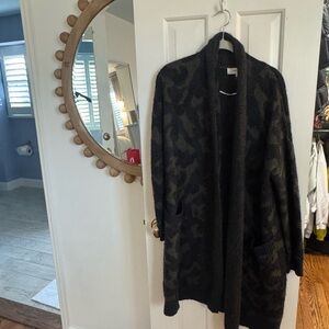 John + Jenn Textured Knit Cardigan - camo